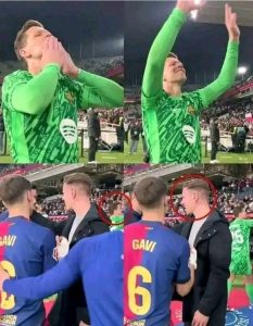 As Szczesny celebrated the victory that secured Barcelona’s place at the top, Marc-André ter Stegen made a notable appearance to join in the congratulations with his teammates. This moment highlighted not just a celebration, but a powerful symbol of leadership and unity, with Ter Stegen as the captain of Barcelona taking the lead.