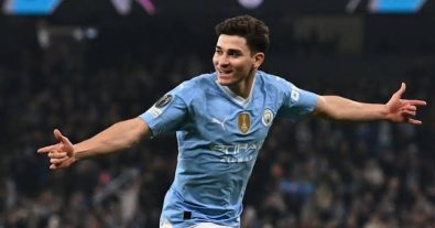 Manchester City Enter the Race for Julian Alvarez as Barcelona and Arsenal Remain in the Picture
