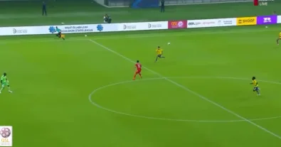 Baghdad Bounedjah’s historic goal against Al-Gharafa in the Qatari League.