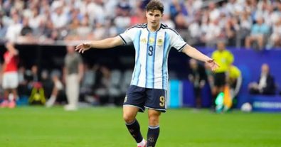 Julian Alvarez Trains Alone at Atletico Madrid After Third Consecutive Absence