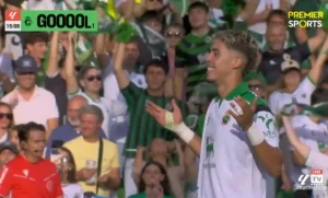 WATCH Yasser Al-Zubairi’s historic and bizarre goal against Elche in La Liga today, following a disastrous mistake by the goalkeeper.