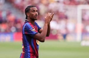 Alejandro Balde Has a Serious Offer from Manchester United