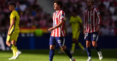Julián Álvarez Still Waiting for Barcelona as Last-Minute Twist Could Change Everything