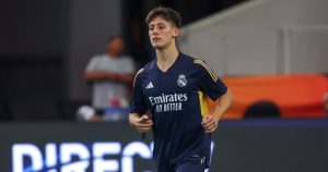 رسالة غامضة من أردا غولر لزميله الجديد في ريال مدريد.. كلمة واحدة أشعلت الفضول