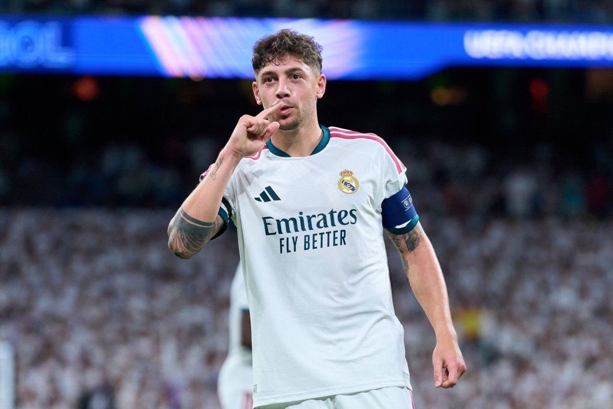 مورينيو يفتح ملف غرفة ملابس ريال مدريد.. الحقيقة الكاملة عن تشواميني وفالفيردي