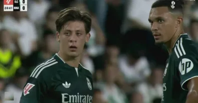 The first-ever historic free-kick scored in La Liga by a CRAZY Turkish player named Arda Güler, thanks to the unbelievable technique he used against Elche!